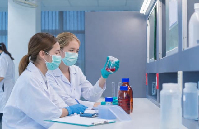 Laboratory workspace